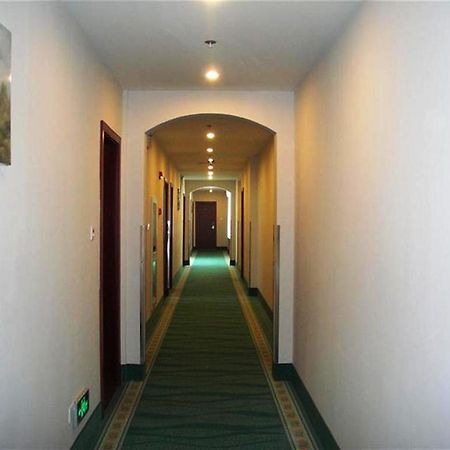 Greentree Inn Shanghai Longwu Road Express Hotel ภายนอก รูปภาพ